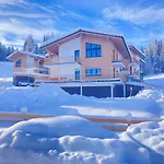 Jara Apartment-