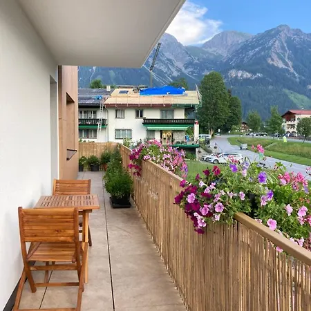 Jara Apartment-