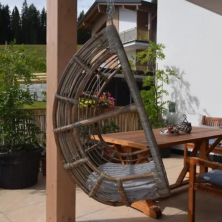 Jara Apartment- *