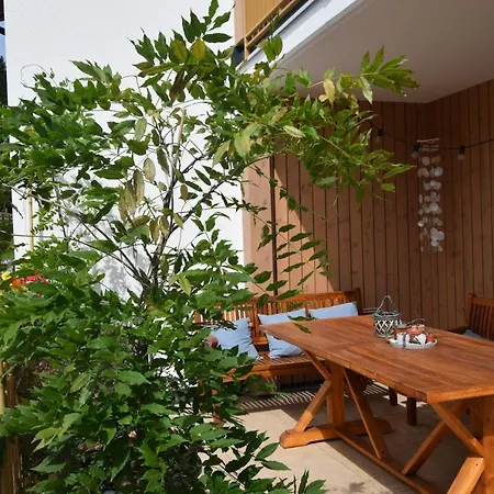 Jara Apartment- * רמסאו אם דכשטיין